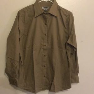 Edwards Women’s Tan Uniform shirt NEW Size Med Button Down Long Sleeve comfort